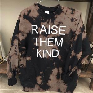 Size Large. Tie Dye Crewneck.